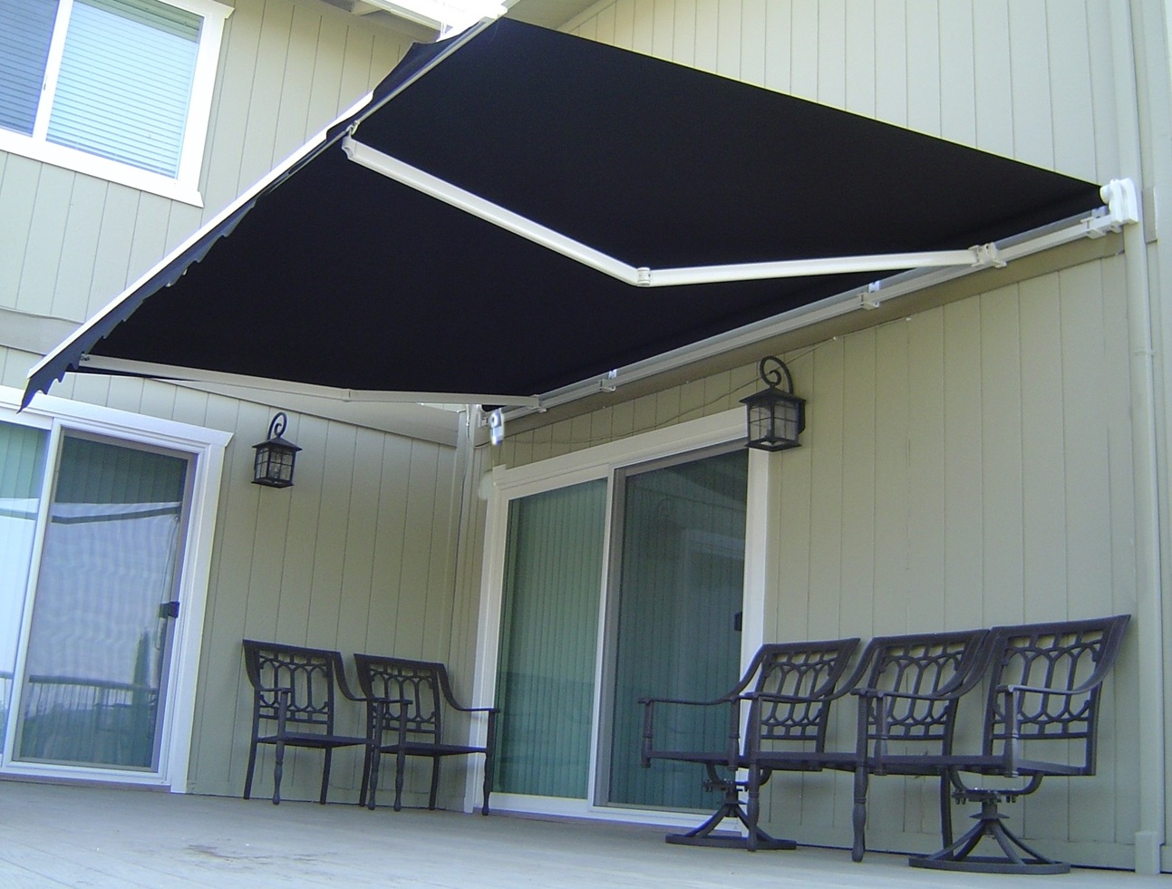 awning gulung manual dan otomatis